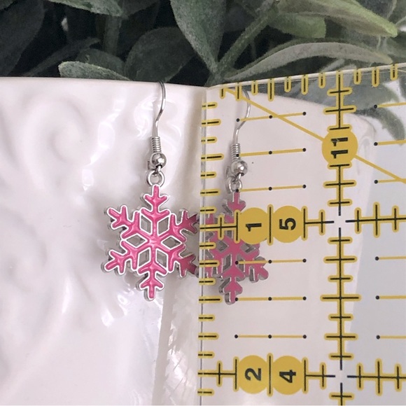 New Winter Snowflake Dangle Drop Handmade Earrings Christmas Holiday Unique Gift - Picture 4 of 6